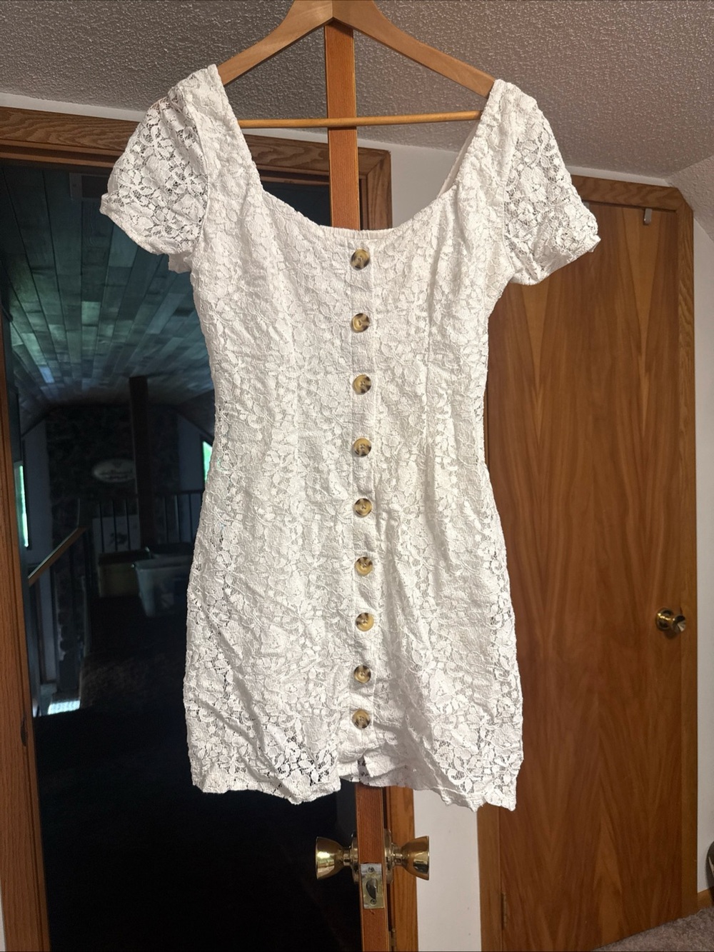 Abercrombie & Fitch White Lace Button-Front Women’s Dress